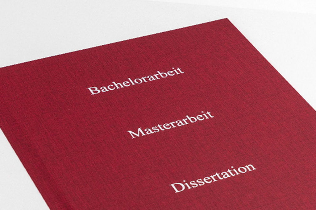 Abschlussarbeiten Hardcover: rot mit weißer Prägung